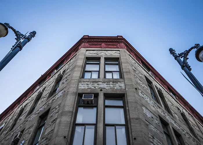 Abri Du VoyageurHotel Montreal